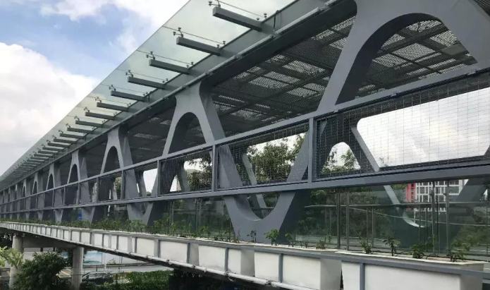根河论管桁架结构工程弯管加工防锈处理的方法